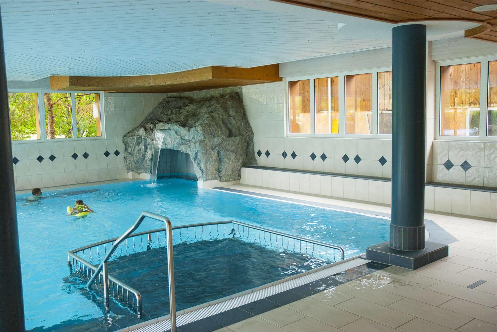 Hotel Simmenhof Lenk Eksteriør bilde