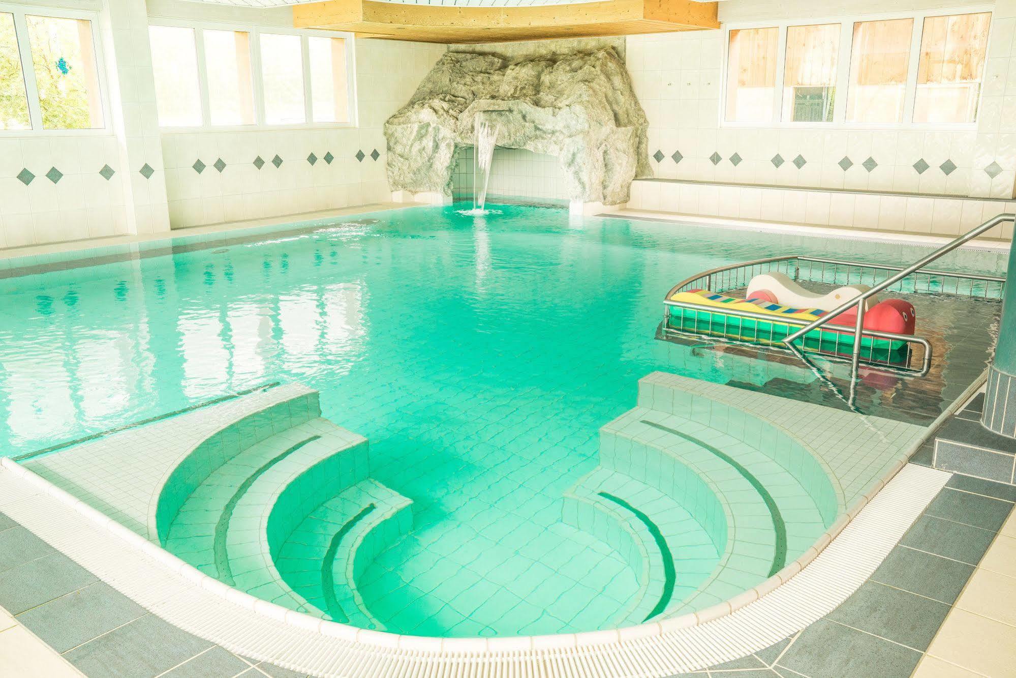 Hotel Simmenhof Lenk Eksteriør bilde